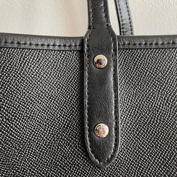 Authentic Coach Reversible Tote Bag - Picture 12 of 15